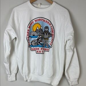 White Vintage Grise Fiord N.W.T. Graphic Men's Sweatshirt Size Medium